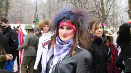 Maškare Kettejeve šole so na pustni torek oživele mestne ulice 23